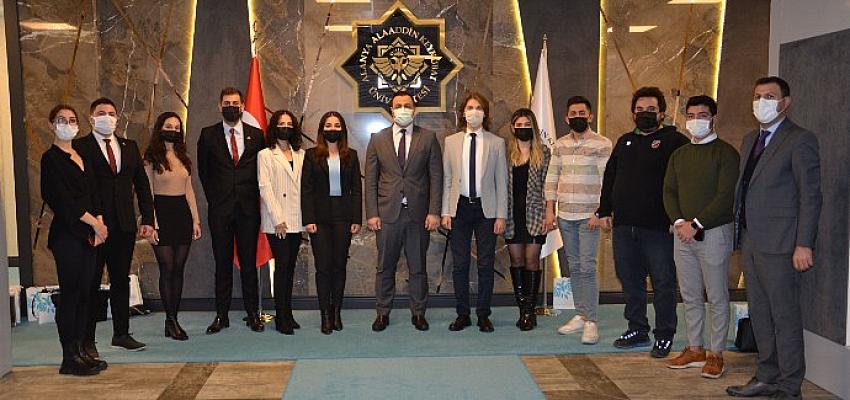 Gençlik Meclisi destek arayışlarını sürdürüyorHedef Antalya’yı Avrupa’nın gençlikbaşkenti yapmak