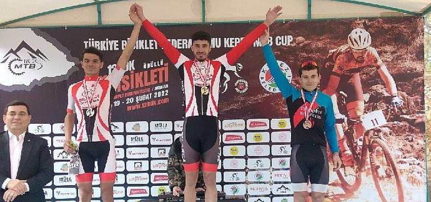 Brisaspor, Kepez’deki Dağ Bisikleti Yarışlarından 2’si birincilik olmak üzere 3 ödülle döndü