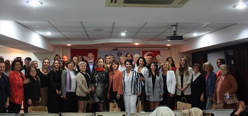 İzmir’de esnaf kadınlar CKD bünyesinde buluştu