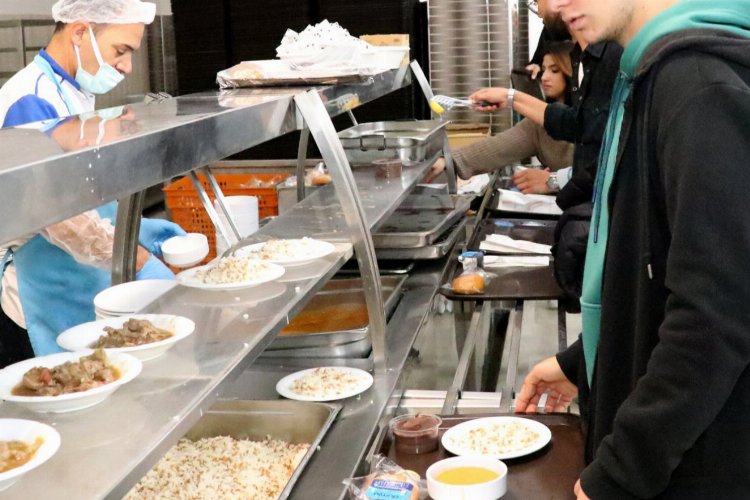 MEB: Şûra'dan çıkan ücretsiz yemek kararı hayata geçiriyor