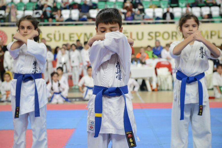 Bursa Yıldırım'da karate rüzgarı